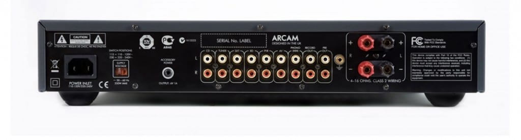 Arcam_fmjA19_amp_b