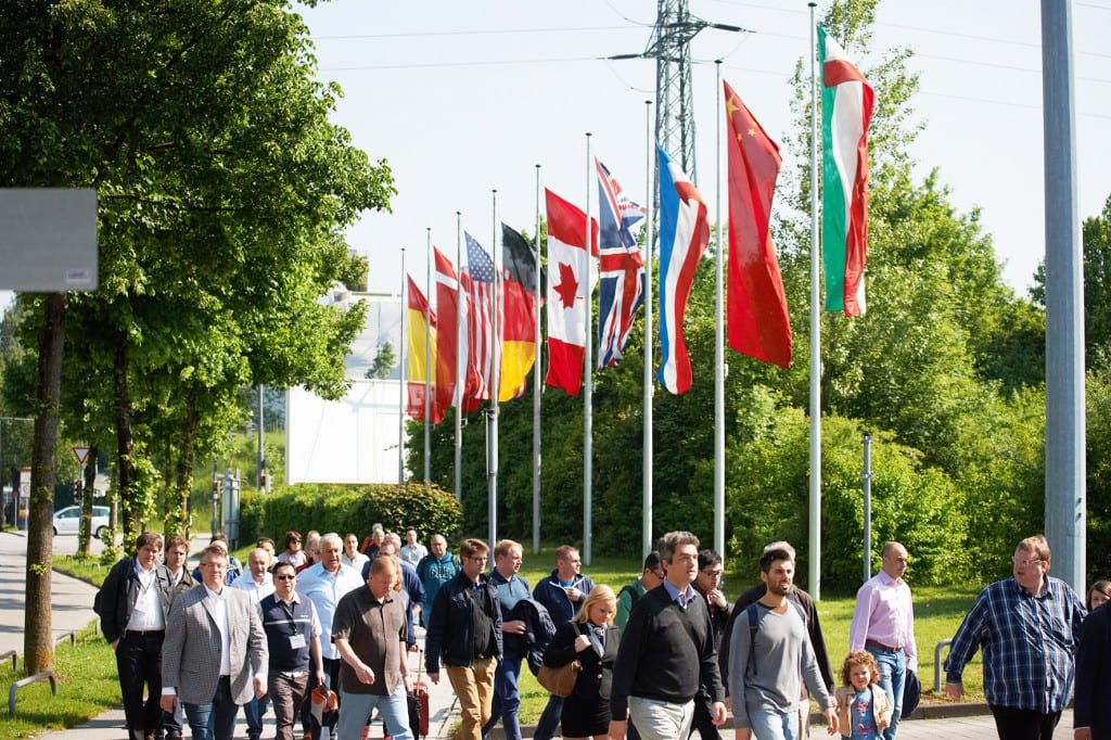 munich_high_end_hifi_show_crowds