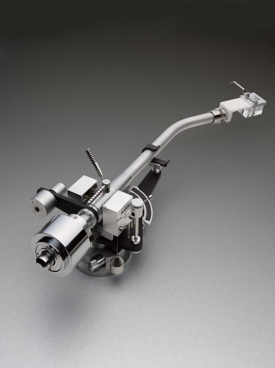 DS Exports Bring New SAEC Tonearms To The World | Hifi Pig