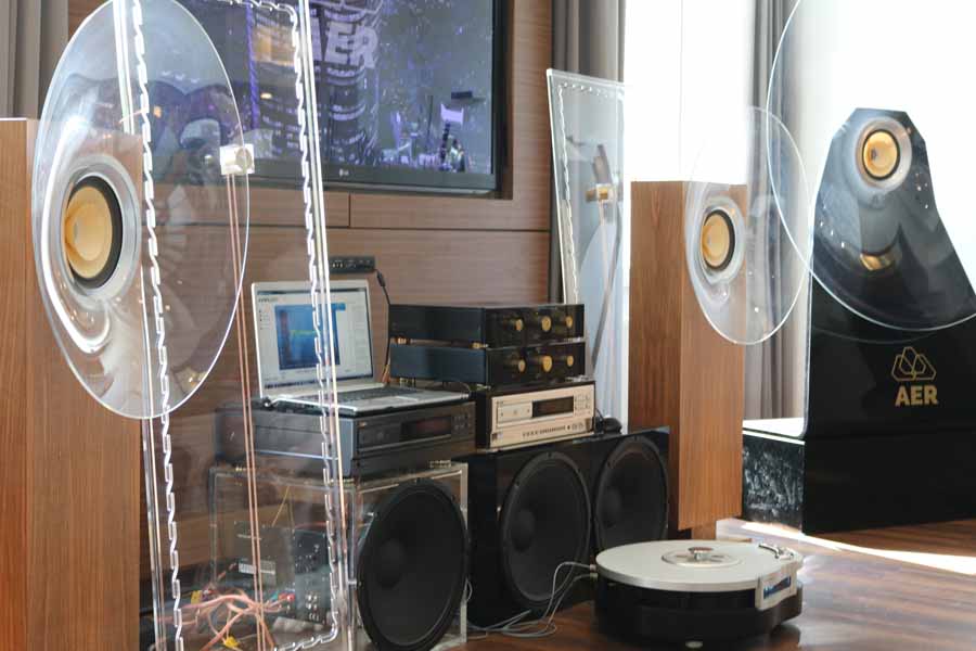 high end horn speakers