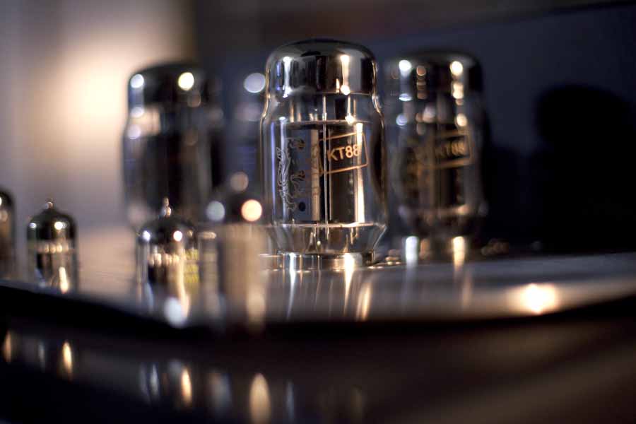 Synthesis A50 Taurus Integrated Amplifier showing KT88 valves