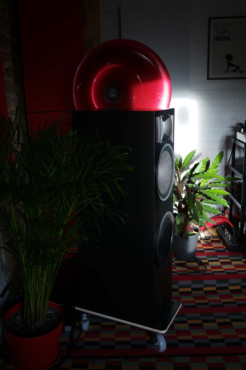 totaldac d100 loudspeaker review 7