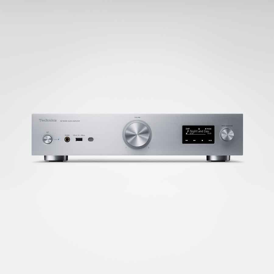 Technics SU-GX70 amp in silver fron view