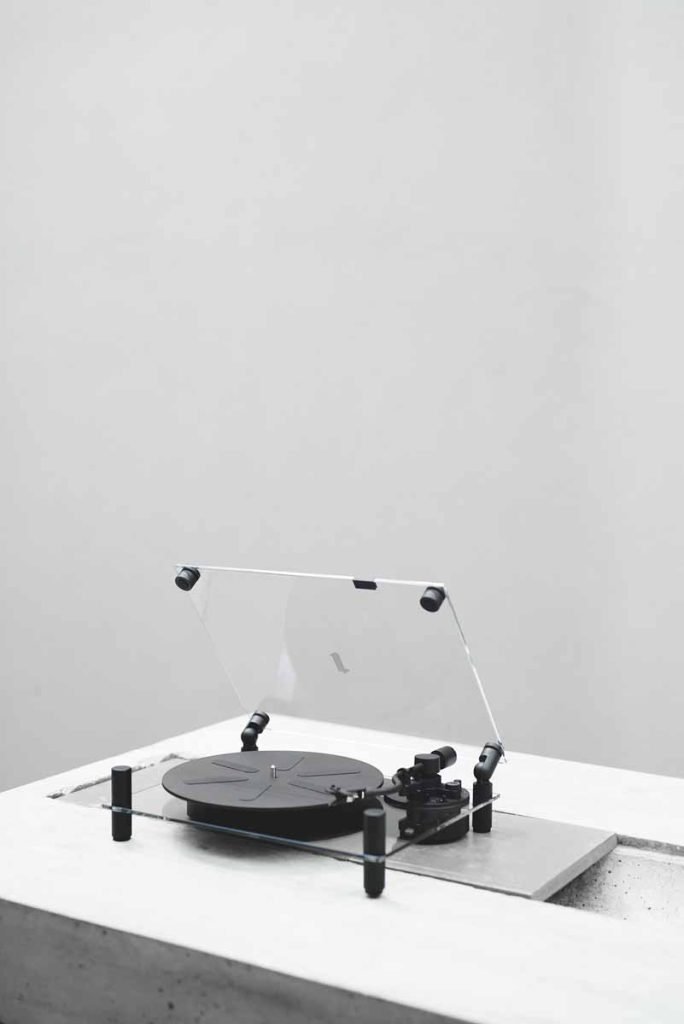 Transparent Turntable