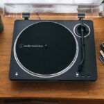 Audio-Technica AT-LP70xBT Beginners Turntable